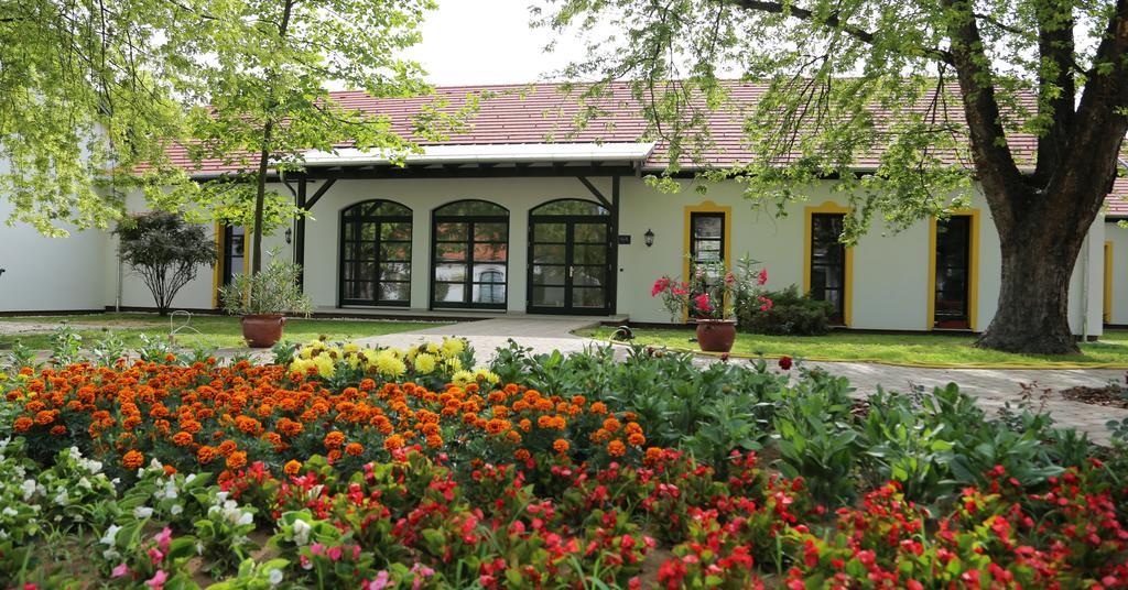 Hubertus Hof Landhotel Balatonfenyves Eksteriør bilde