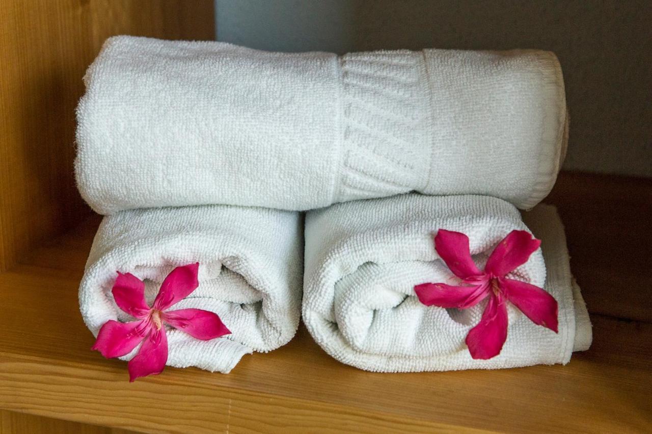 Hubertus Hof Landhotel Balatonfenyves Eksteriør bilde