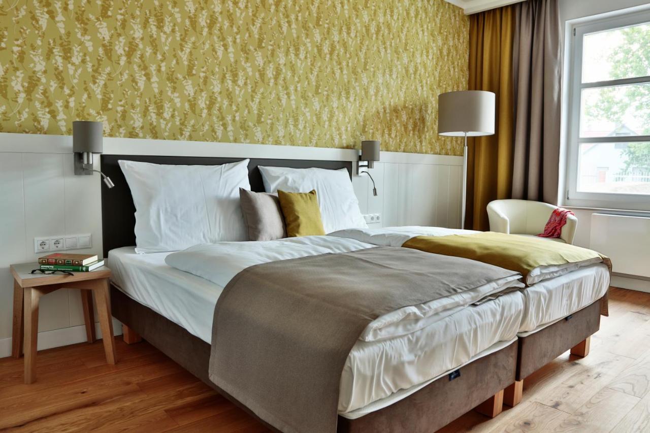 Hubertus Hof Landhotel Balatonfenyves Eksteriør bilde